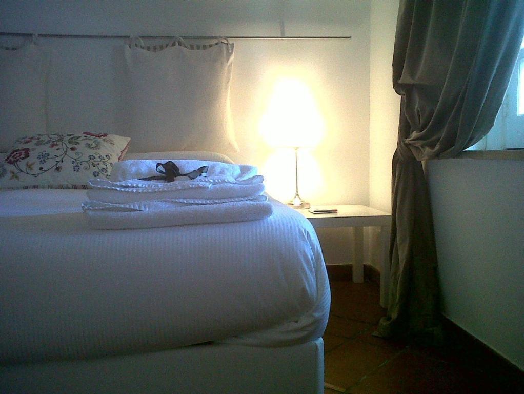 Bed And Breakfast Aloisio San Gregorio di Catania Værelse billede